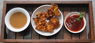 Crispy Onion Bhajiyas