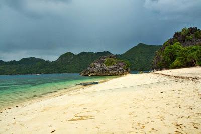 Caramoan Island Hopping