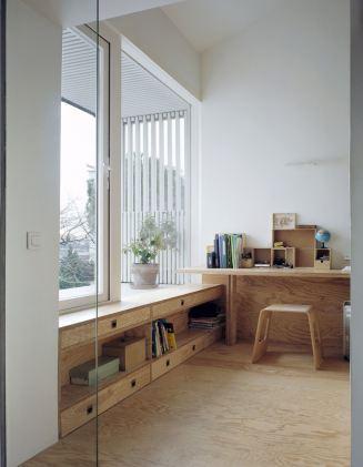 A Suspended Room by NeM Architectes