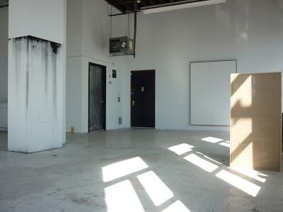 see | art exhibition