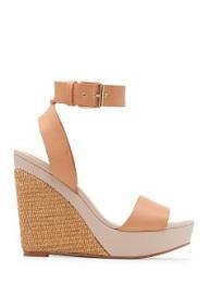 image Hijabi Outfit Idea – Minimalist Brown