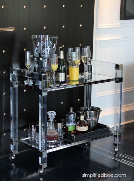 Simone Design Blog||Entertain in Style with a Bar Cart||www.simonedesignblog.com