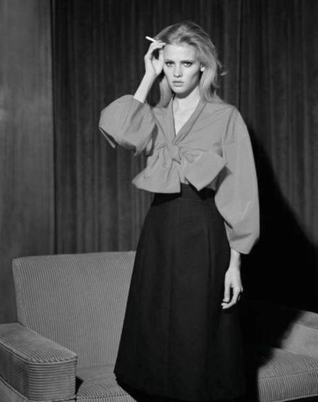 hauteinnocence:

Lara Stone by Alasdair McLellan for Self...