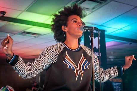 SOLANGE ROCKS THE ATLANTIS SUPERWASH CENTER CONCERT IN BROOKLYN 2013