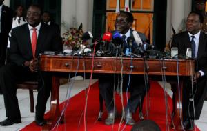 Robert Mugabe talking to reporters at the eve of the 2013 general elections in Zimbabwe