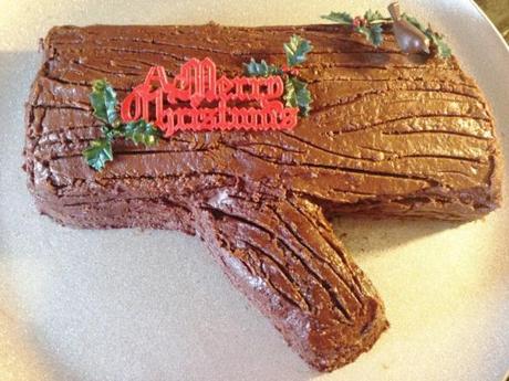 merry christmas chocolate yule log  easy baking recipe made in june