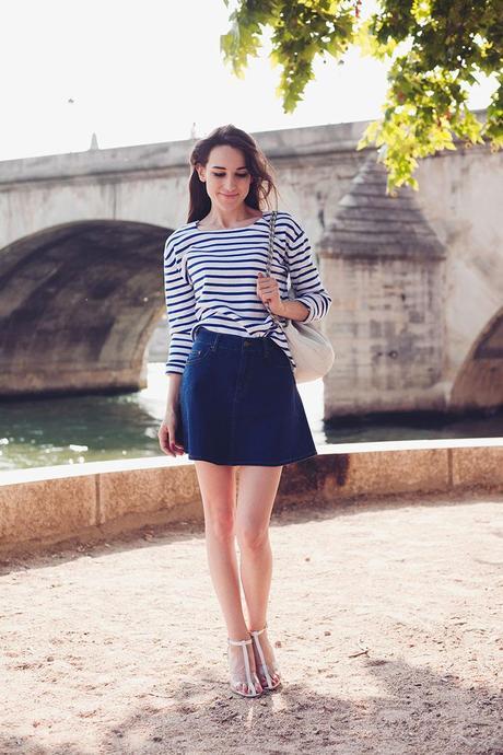 how to wear a stripe jumper. Pictures taken by the siene paris.