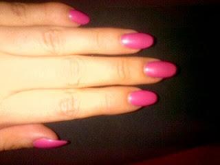 Nail love.