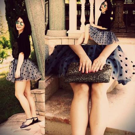 monmondefou:

Skirt:http://www.romwe.com/dualtone-polka-dots-blue...