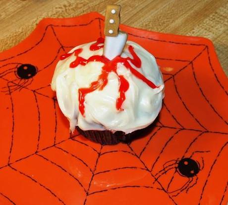 Oohh....Scary Blood Cupcake
