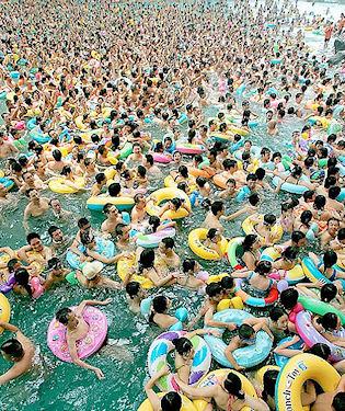Chinese Swimming Pools, The Most Crowded In The World