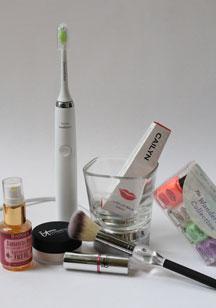 Seriously?!?! Time for JULY Favorites?!?! - Including IT Cosmetics, Badger Balm, Cailyn & Color Club