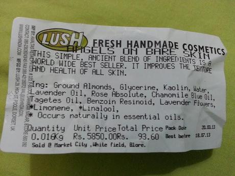 Review Lush Angles on bare skin - Facewash