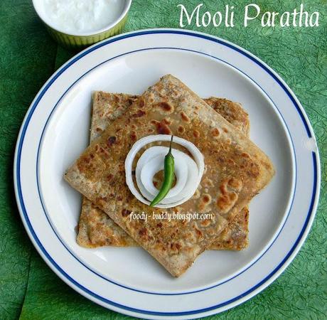 Mooli Paratha / Mooli Ka Paratha / Radish Paratha