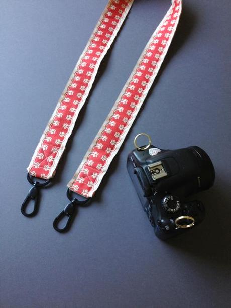 DIY vintage ribbon camera strap