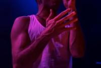 avan lava bowery 10 200x135 BODY LANGUAGE AND AVAN LAVA MADE BOWERY BALLROOM DANCE [PHOTOS]