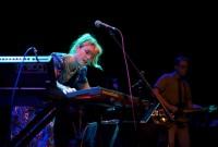 computer magic bowery 8 200x135 BODY LANGUAGE AND AVAN LAVA MADE BOWERY BALLROOM DANCE [PHOTOS]