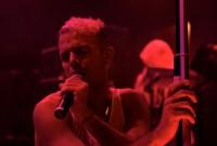 avan lava bowery 9 200x135 BODY LANGUAGE AND AVAN LAVA MADE BOWERY BALLROOM DANCE [PHOTOS]