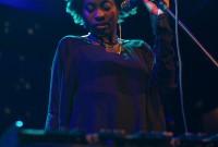 body language bowery 5 200x135 BODY LANGUAGE AND AVAN LAVA MADE BOWERY BALLROOM DANCE [PHOTOS]