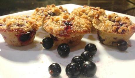mini blackcurrant muffins recipe fresh home grown british fruit crumble topping