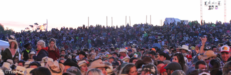 Boots and Heart 2013 Crowd [credit: Trish Cassling]