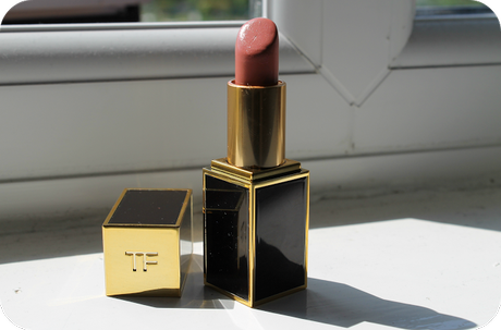 Guest Post #2 || Tom Ford Lipsticks Review