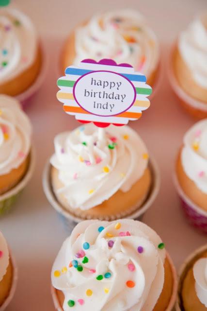 A Gorgeous Rainbow Lollipop Party by Jo Studio