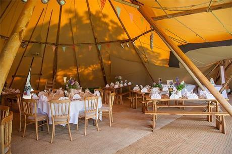 Oxfordshire tipi wedding images by Barrie Downie (20)