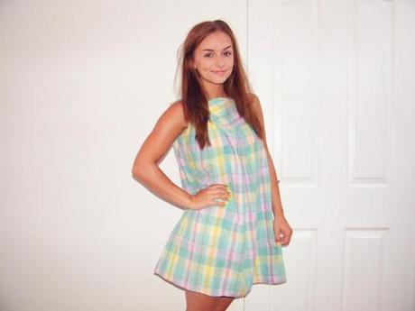 OOTD - Vintage Pastel Dress