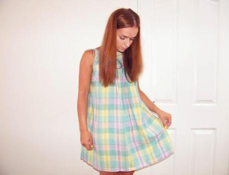 OOTD - Vintage Pastel Dress