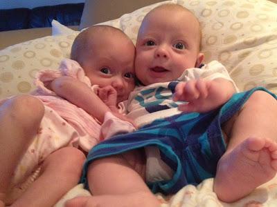 The True Twin Mummy Diary: Breastfeeding Premature Twins