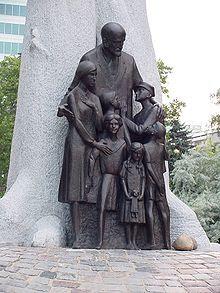 Stary Doktor (Old Doctor) :  Janusz Korczak who sacrificed his life for children.