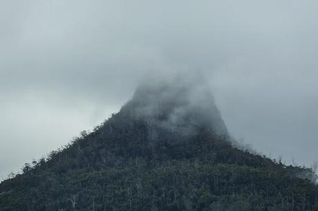 mount ida in morning mist tasmania