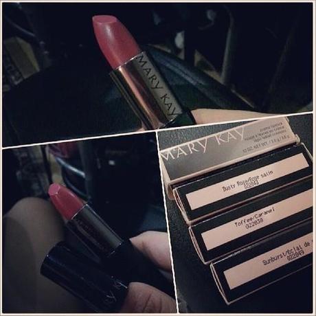 #marykay  pinks. My choices are dusty rose and pink satin. Looks natural, enough hint of color but not too loud. I would advice to dab it on lips and not swipe it to achieve a fair application.
