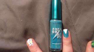 Gangnam Style inspired  Nail tutorial