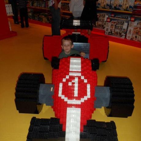 Holiday, Day 2 (Part 1!) – Legoland Discovery Centre