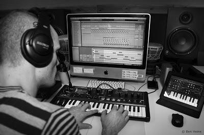 Ben Heine editing a track in Ableton Live - Lion Walk Animation - Music in Progress © 2013 Ben Heine 