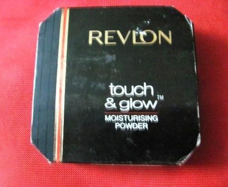 Revlon  Touch & Glow Moisturising Powder-Review
