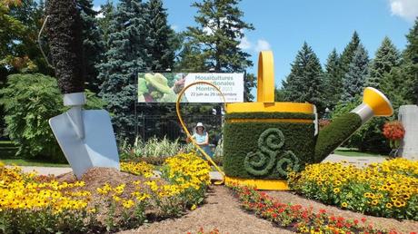 Montreal Botanical Garden Mosaiculture sign - Frame To Frame Bob & Jean