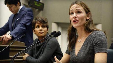 Halle Berry and Jennifer Garner