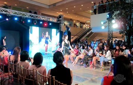 bebe Philippines fashion show green dress