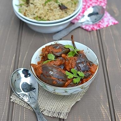 Shahi Baingan (Eggplant in Spicy tomato-almond sauce)