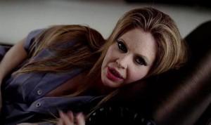 Pam (Kristin Bauer van Straten) goes back into therapy in HBO's True Blood Season 6 Episode 7, entitled 'In the Evening'