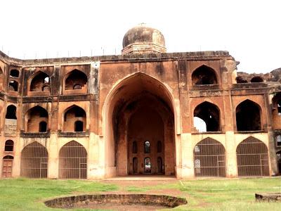 Madrasa of Mahmud Gawan, Bidar