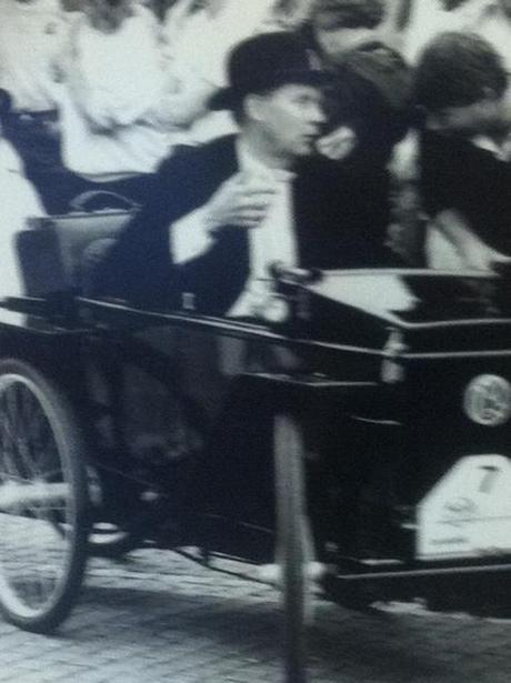 3 Did you know the first electric car is over 100 years old?!