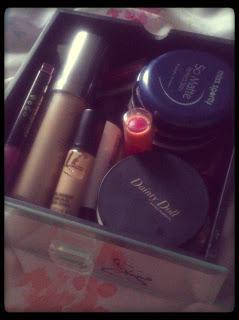 Make Up Storage