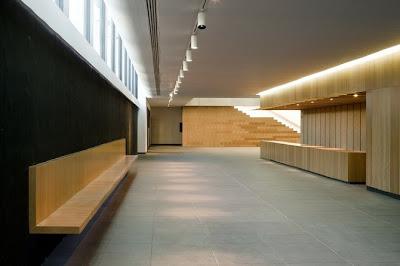 build | theater in spain