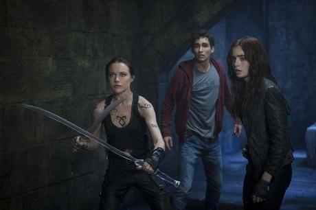 10 Gorgeous Photos from The Mortal Instruments: City of Bones