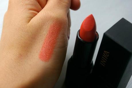 Inika mineral lipstick coral swatch