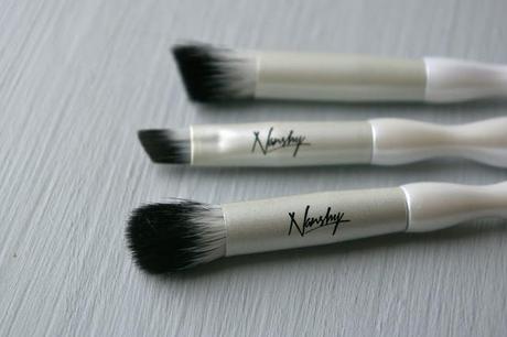 Nanshy brushes